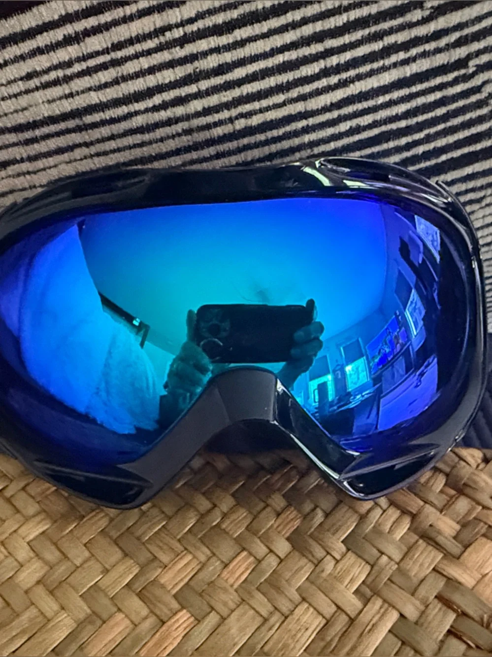 Blue Mirrored Ski Visor/Goggles